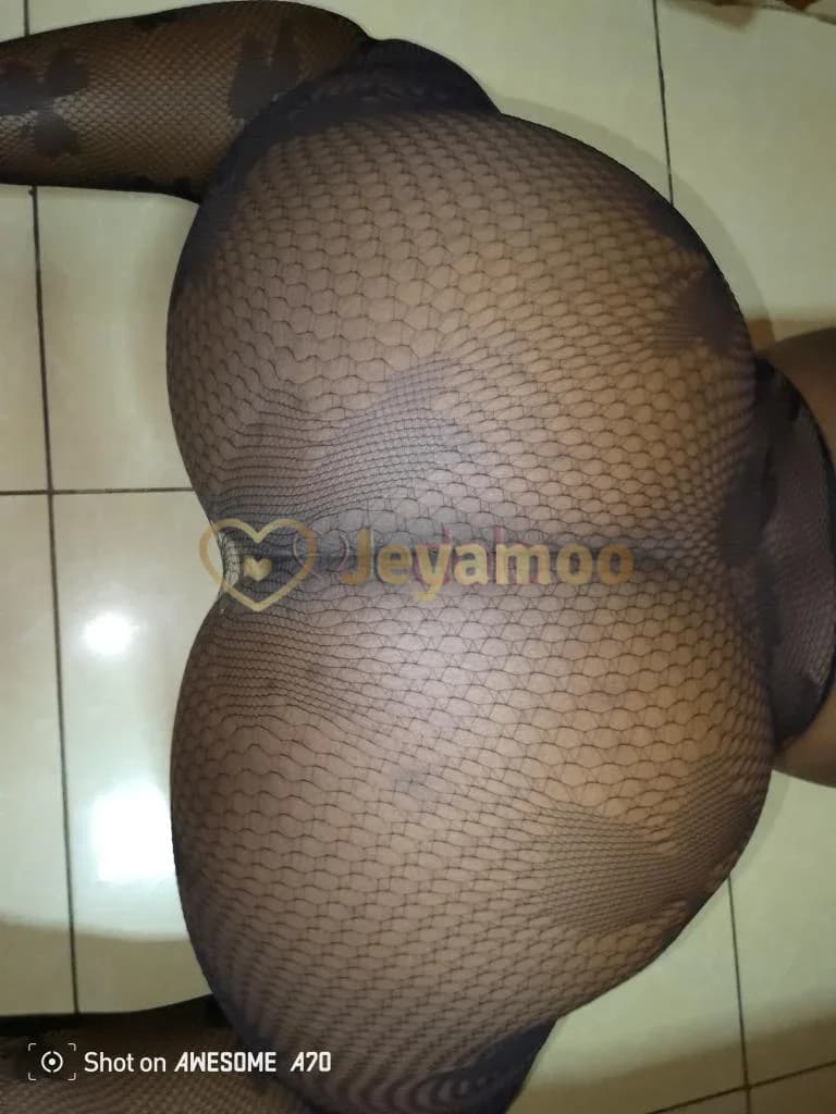 Déesse brute sauvage de la baise anale vaginale