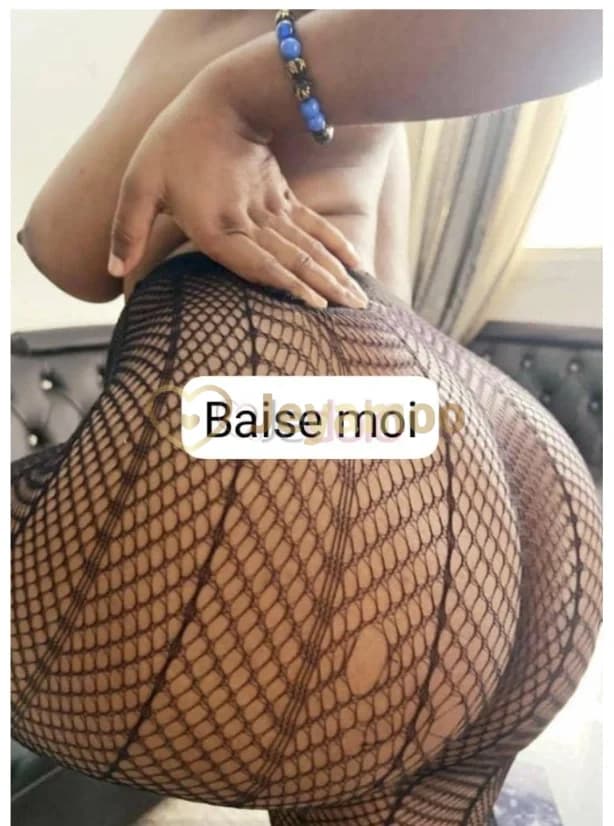 Massage complet sexcam et baise foudroyante 1